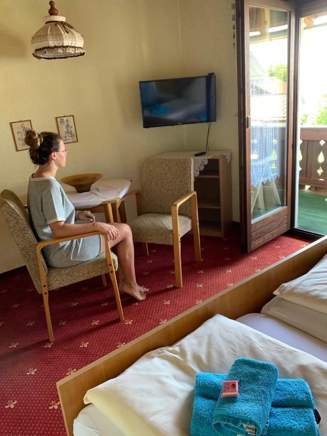 Doppelzimmer mit Balkon